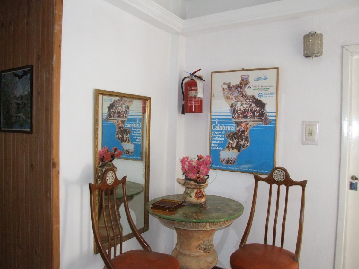 Hotel Selyrox *